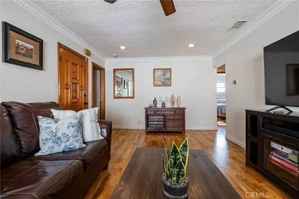 Inglewood, CA 90302,513 E Hillsdale ST