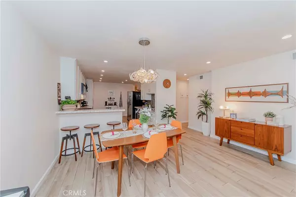 Los Angeles, CA 90068,1940 N Highland AVE #66