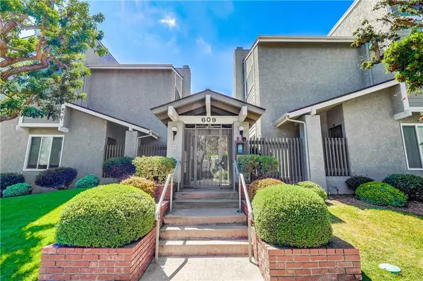 609 Meyer LN #11, Redondo Beach, CA 90278