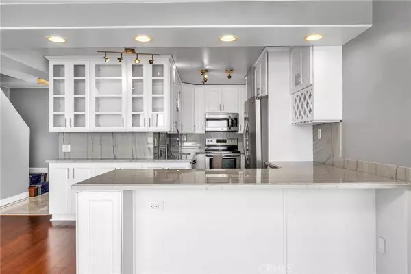531 Esplanade #511, Redondo Beach, CA 90277