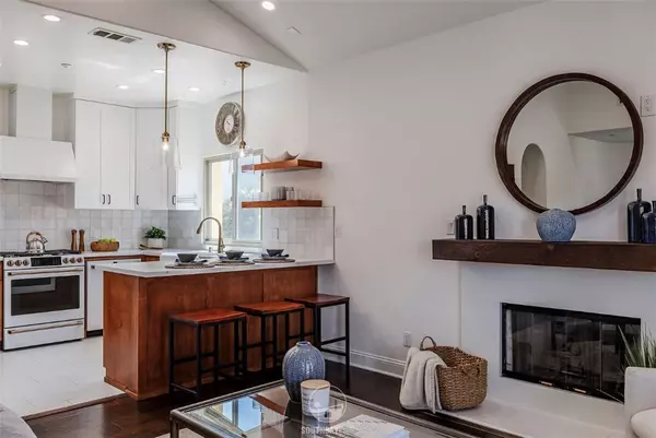 Redondo Beach, CA 90277,202 N Irena AVE #B