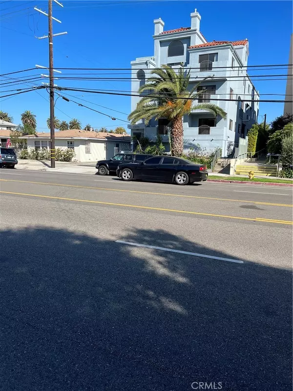 11852 WASHINGTON PL, Mar Vista, CA 90066