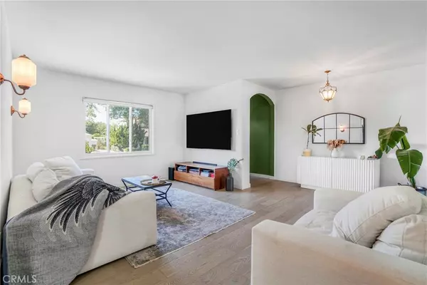 5467 W 76th ST, Los Angeles, CA 90045