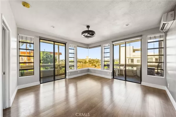 Signal Hill, CA 90755,2575 E 19th ST #26