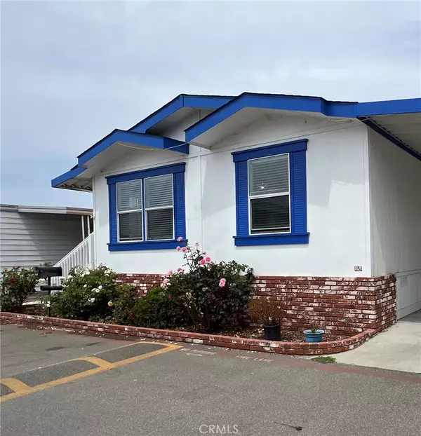 6241 Warner AVE #108, Huntington Beach, CA 92647