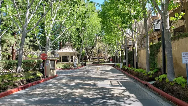 Torrance, CA 90503,2577 Plaza Del Amo #708