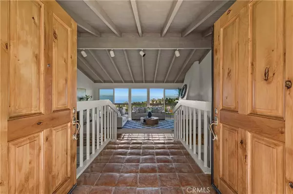 Palos Verdes Estates, CA 90274,1308 Via Coronel