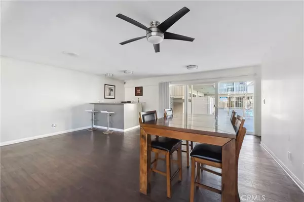 Torrance, CA 90503,3710 Garnet ST #205