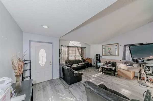 Ontario, CA 91761,2817 S Lassen AVE