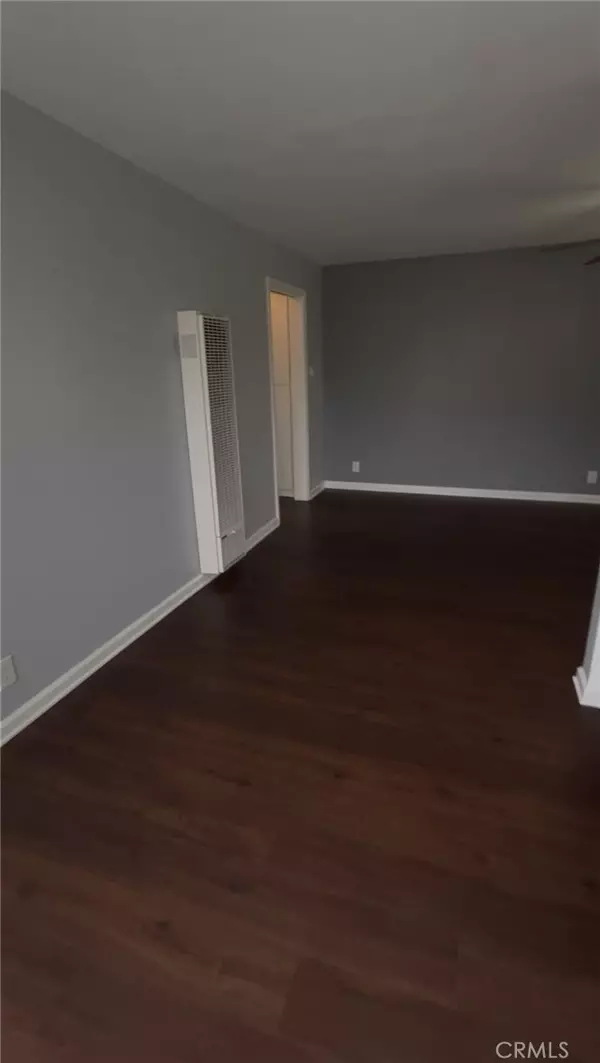 Los Angeles, CA 90006,1036 S Normandie AVE #12A