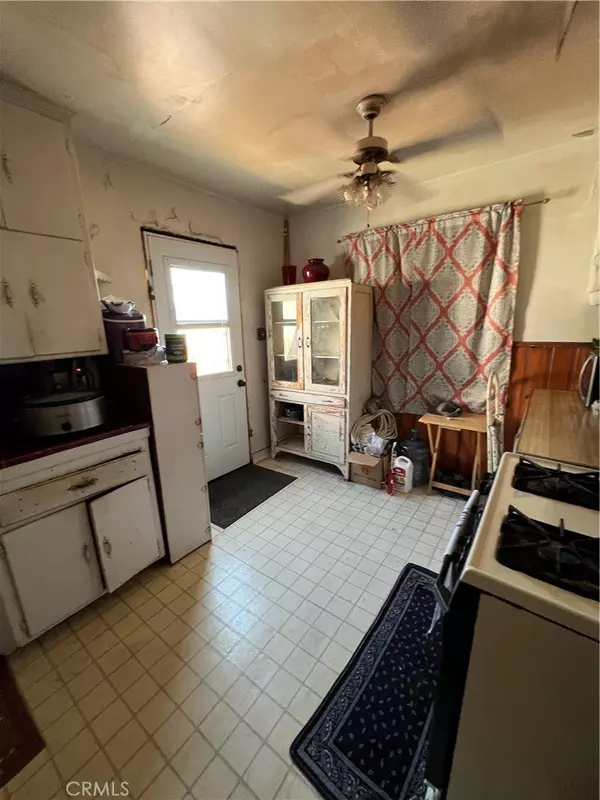 San Pedro, CA 90732,1231 W Santa Cruz St.