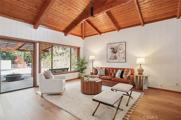 Rolling Hills Estates, CA 90274,9 Moccasin LN
