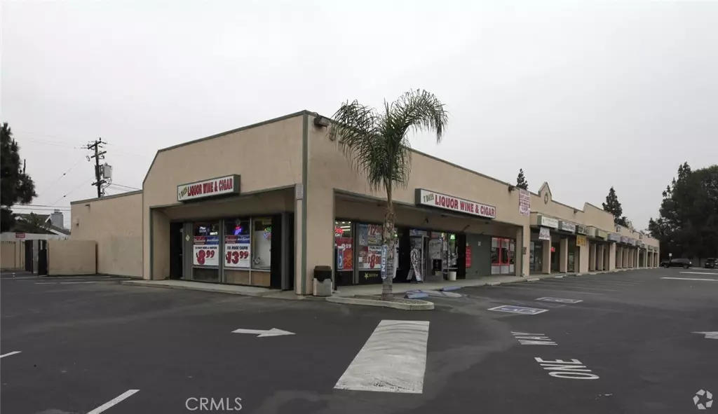 Anaheim, CA 92807,5213 E Orangethorpe AVE