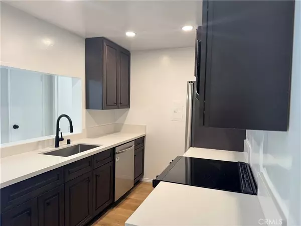 5460 White Oak AVE #C109, Encino, CA 91316