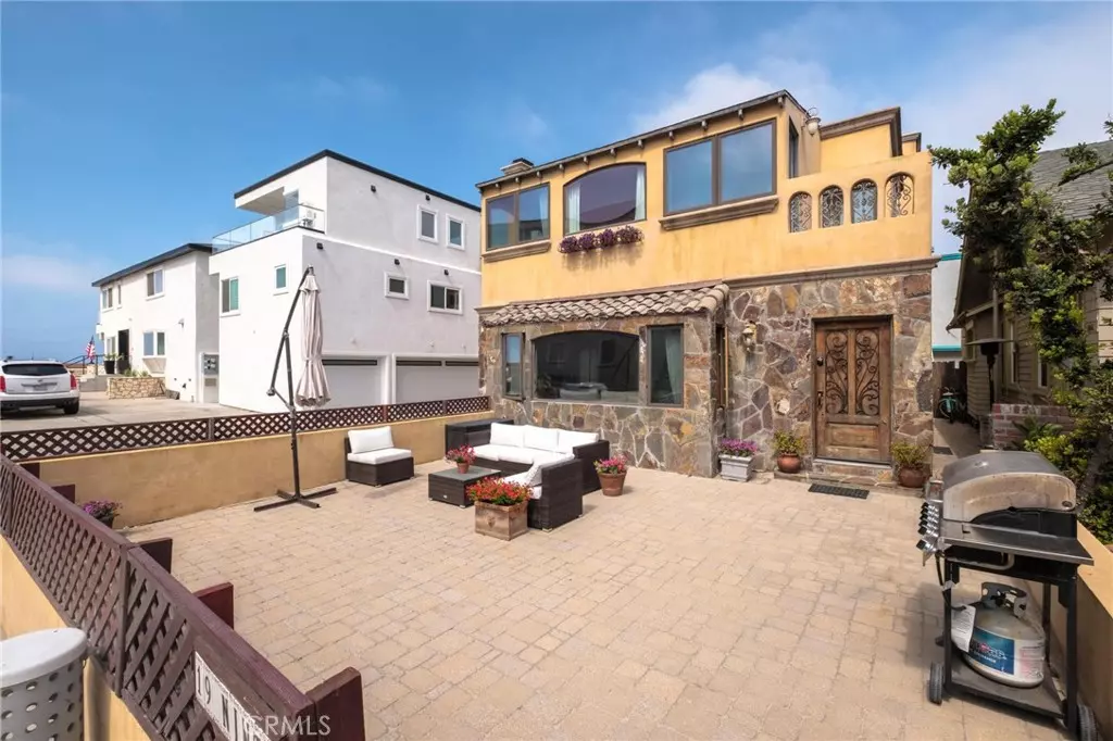 Hermosa Beach, CA 90254,19 9th