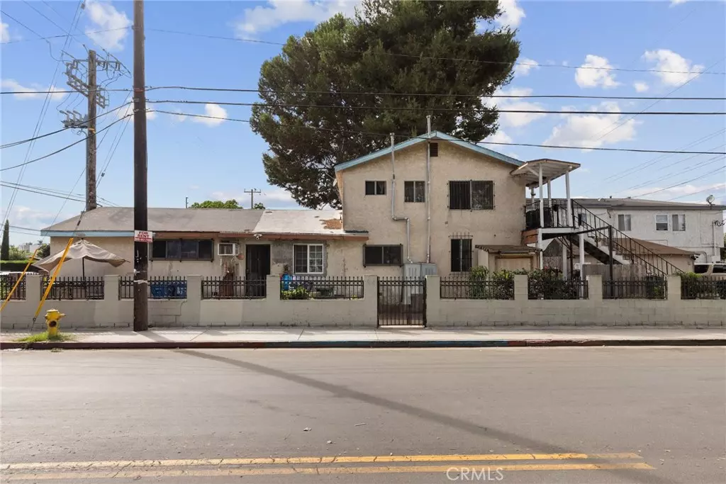 Los Angeles, CA 90002,1647 E 92nd St