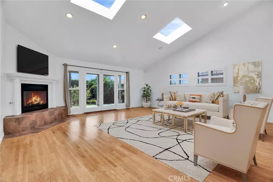 4114 Artesia BLVD, Torrance, CA 90504