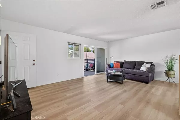 Redondo Beach, CA 90277,520 Avenue B #7