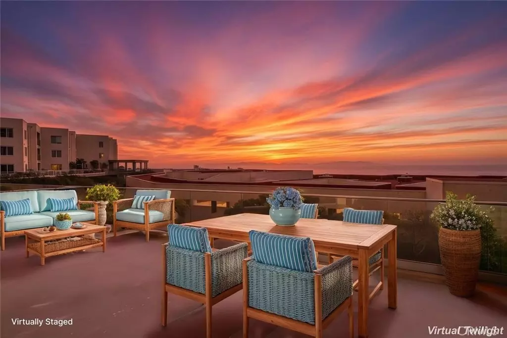 Rancho Palos Verdes, CA 90275,3200 La Rotonda DR #405