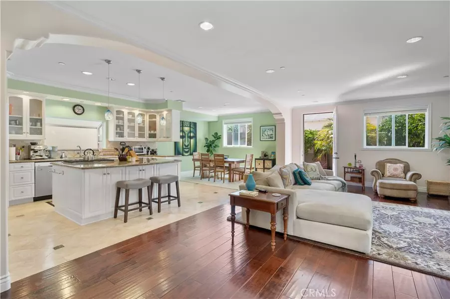 217 S Irena AVE #B, Redondo Beach, CA 90277
