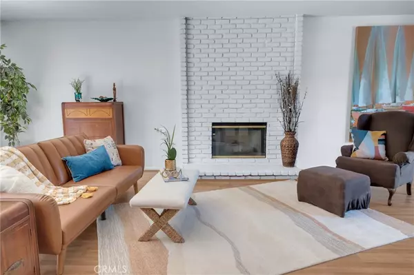 Chatsworth, CA 91311,20306 Tau PL