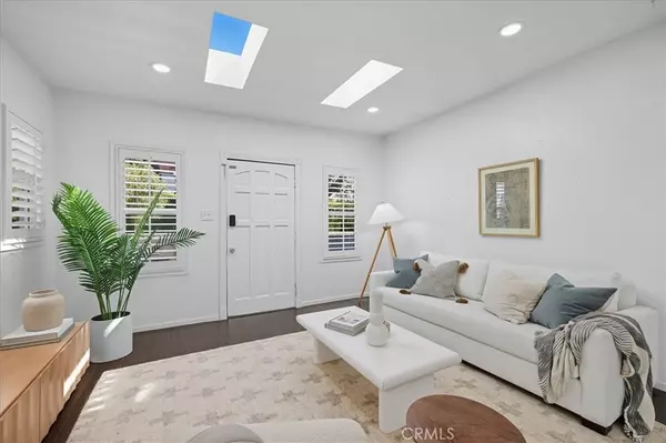 Venice, CA 90291,905 5th AVE