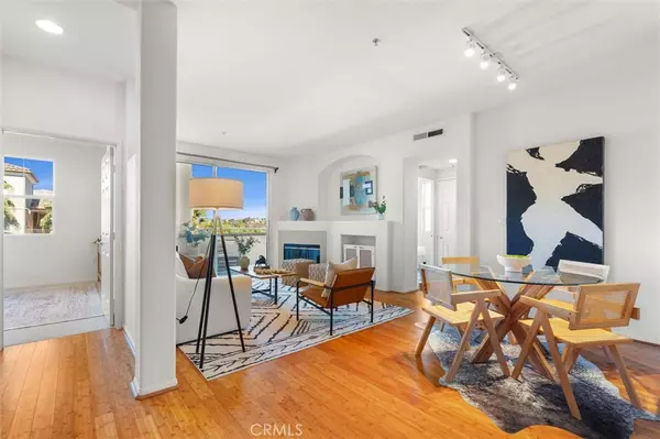 Playa Vista, CA 90094,12963 Runway #416