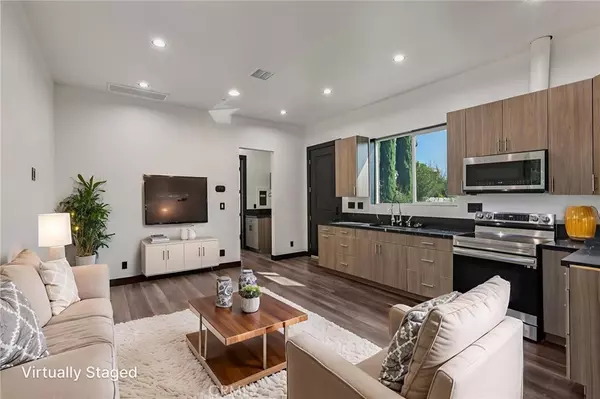 Woodland Hills, CA 91367,6233 Penfield AVE