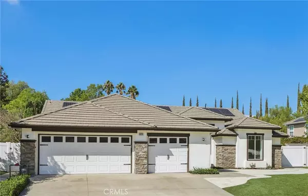 6233 Penfield AVE, Woodland Hills, CA 91367