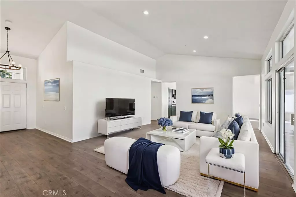 Woodland Hills, CA 91367,6233 Penfield AVE