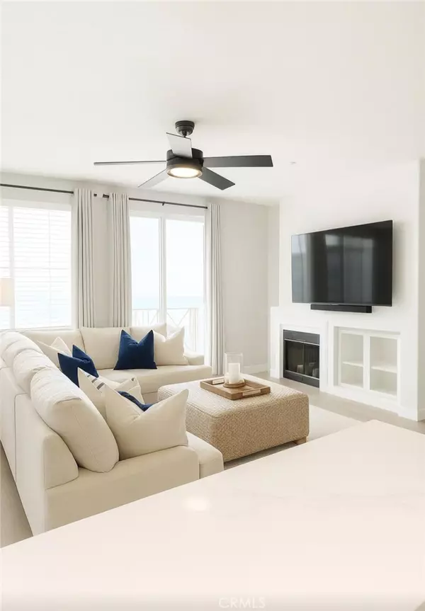 Lake Forest, CA 92679,28552 Sorano