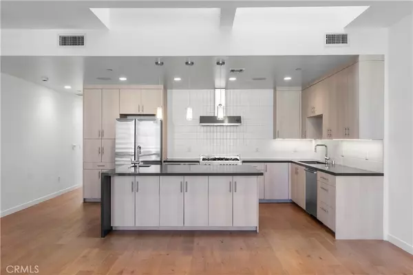 6566 W 85th PL, Westchester, CA 90045