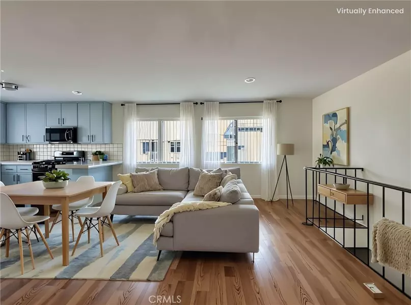 28 20th CT, Hermosa Beach, CA 90254