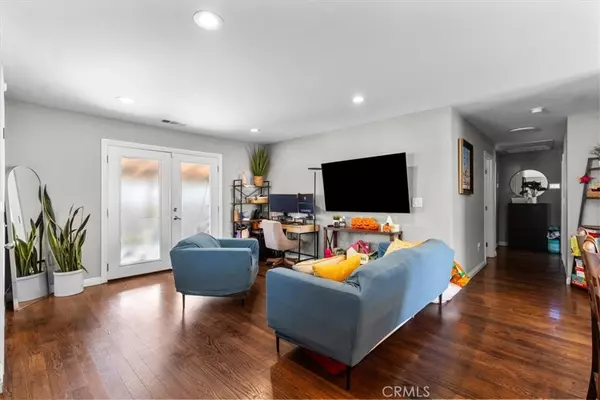 Torrance, CA 90502,23033 Alexandria