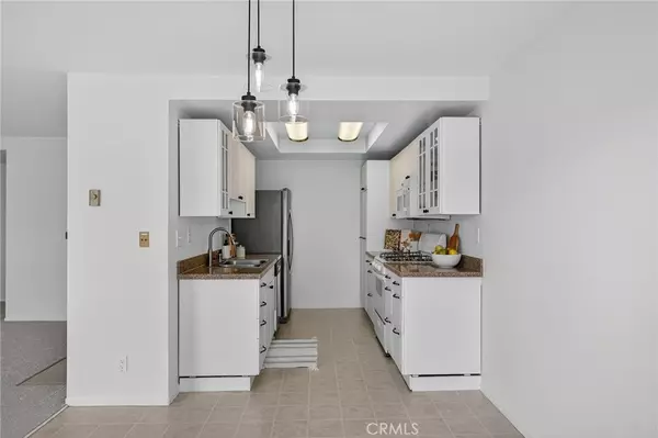 Lomita, CA 90717,1715 259th Street #4