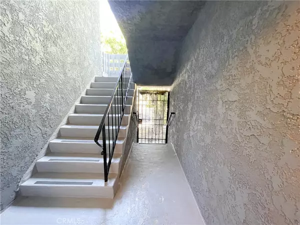 Los Angeles, CA 90045,6655 W 86th PL #101