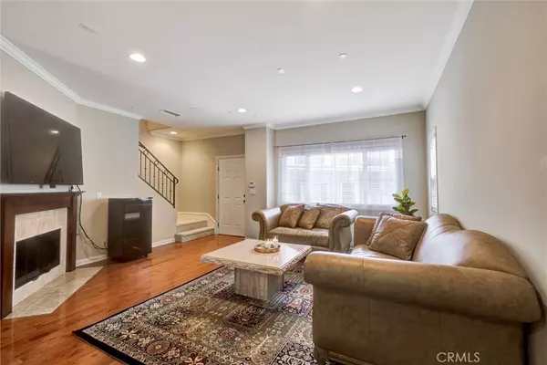 Torrance, CA 90501,1021 Cravens #9