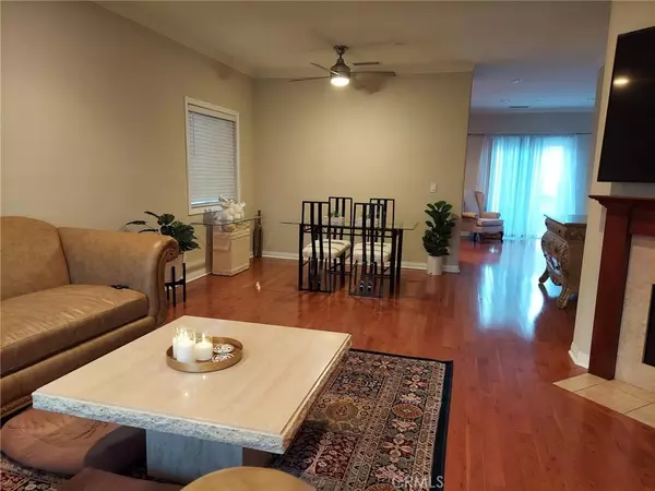 Torrance, CA 90501,1021 Cravens #9