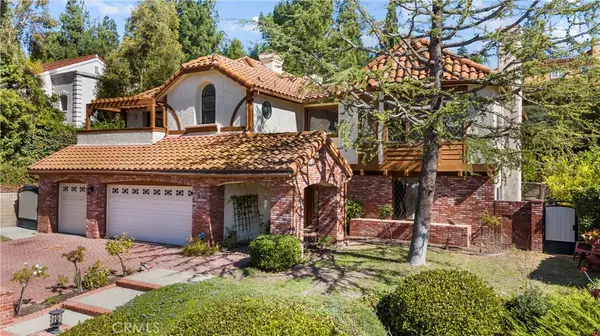 Agoura Hills, CA 91301,6056 Lake Lindero