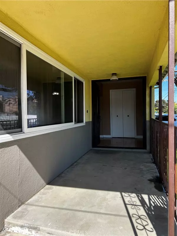 Torrance, CA 90502,22443 Meyler