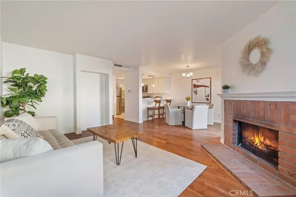 North Hills, CA 91343,15735 Nordhoff #17