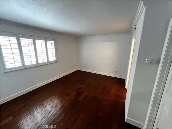 San Pedro, CA 90731,491 W 39th #5