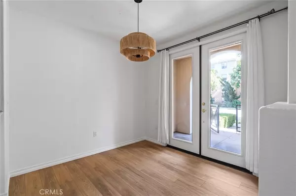 Playa Vista, CA 90094,13075 Pacific Promenade #111