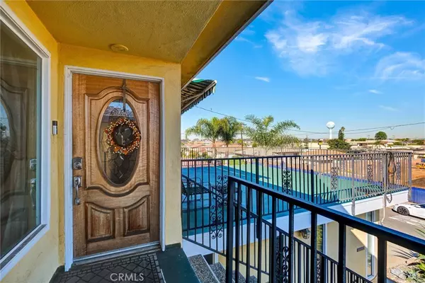 Hawthorne, CA 90250,4534 W 129th