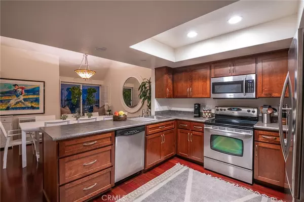 Marina Del Rey, CA 90292,4350 Via Dolce #311