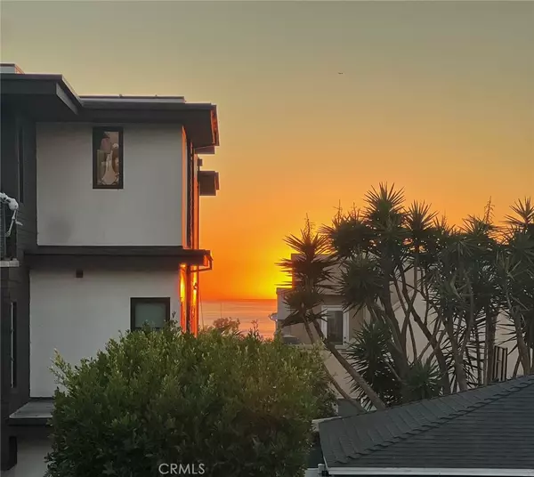 1002 5th ST, Hermosa Beach, CA 90254