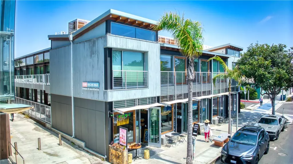 1300 Highland AVE #210, Manhattan Beach, CA 90266