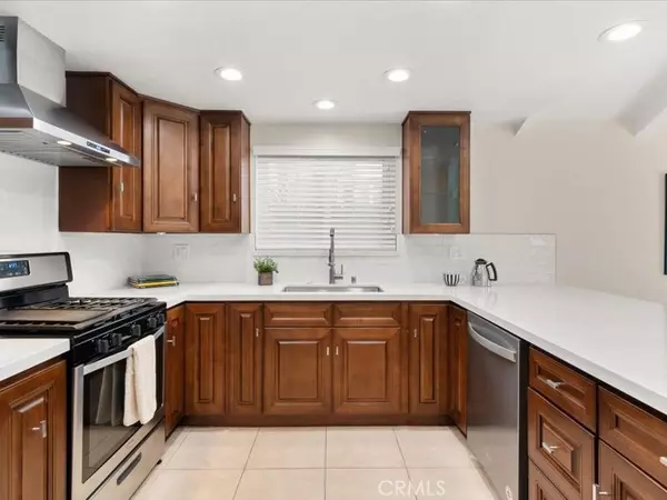 Lawndale, CA 90260,15016 Mansel