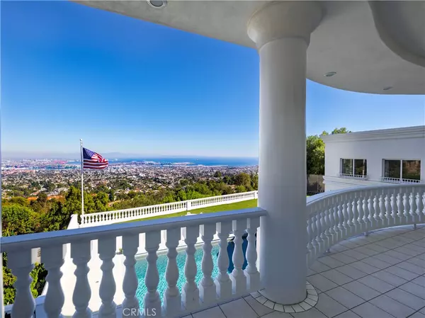 Rancho Palos Verdes, CA 90275,30323 Palos Verdes E