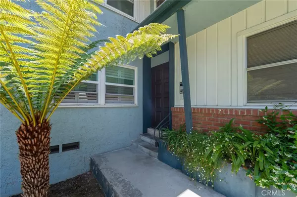 Los Angeles, CA 90016,5835 Bowcroft #2